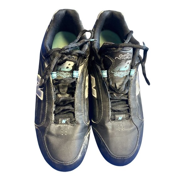 New Balance Women's Softball Cleats - Size 9 | Excellent Condition | $20 - Picture 1 of 5